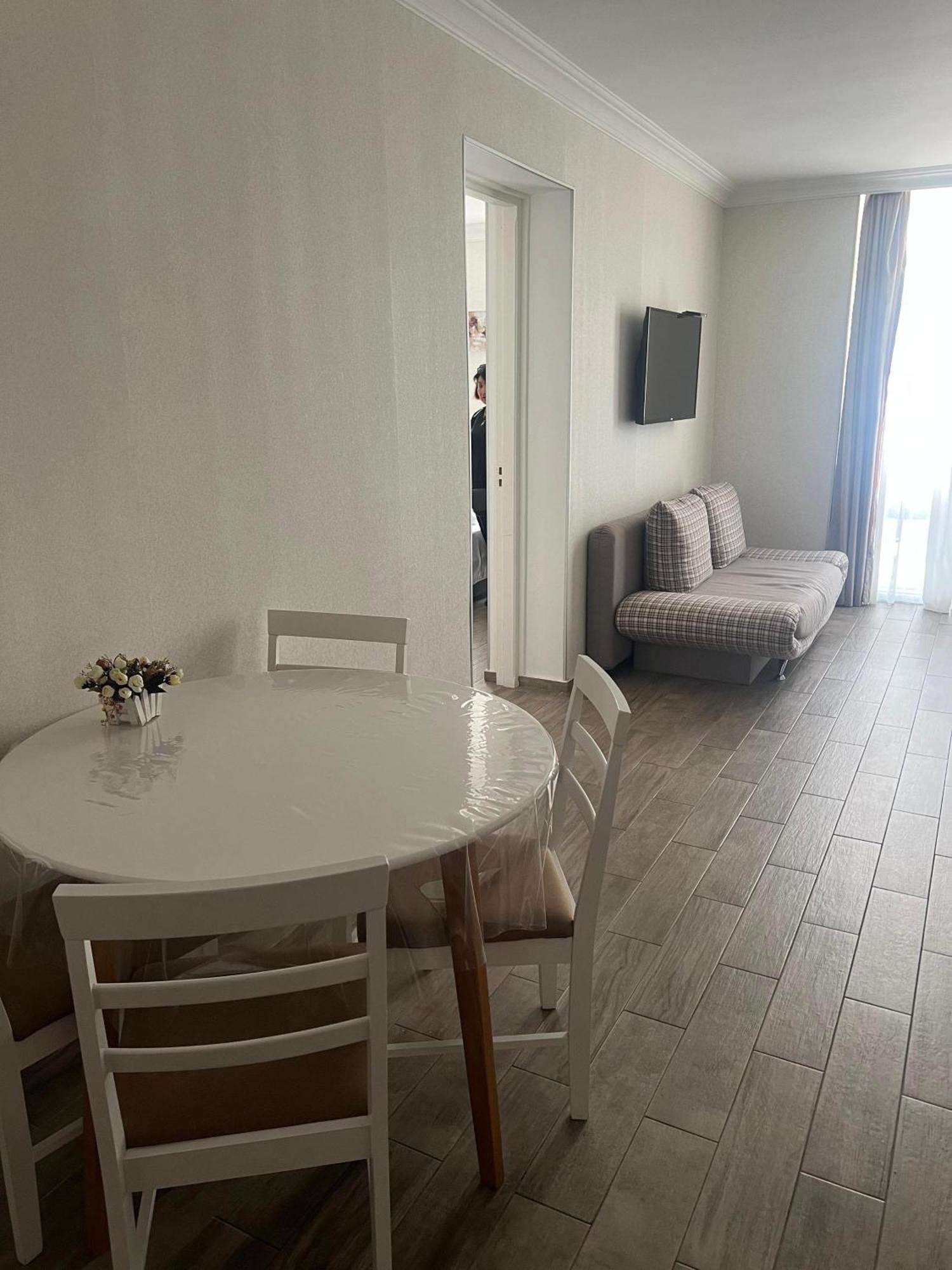 Seaview Panoramic Apartments Orbi Sea Towers Batumi باتومي المظهر الخارجي الصورة