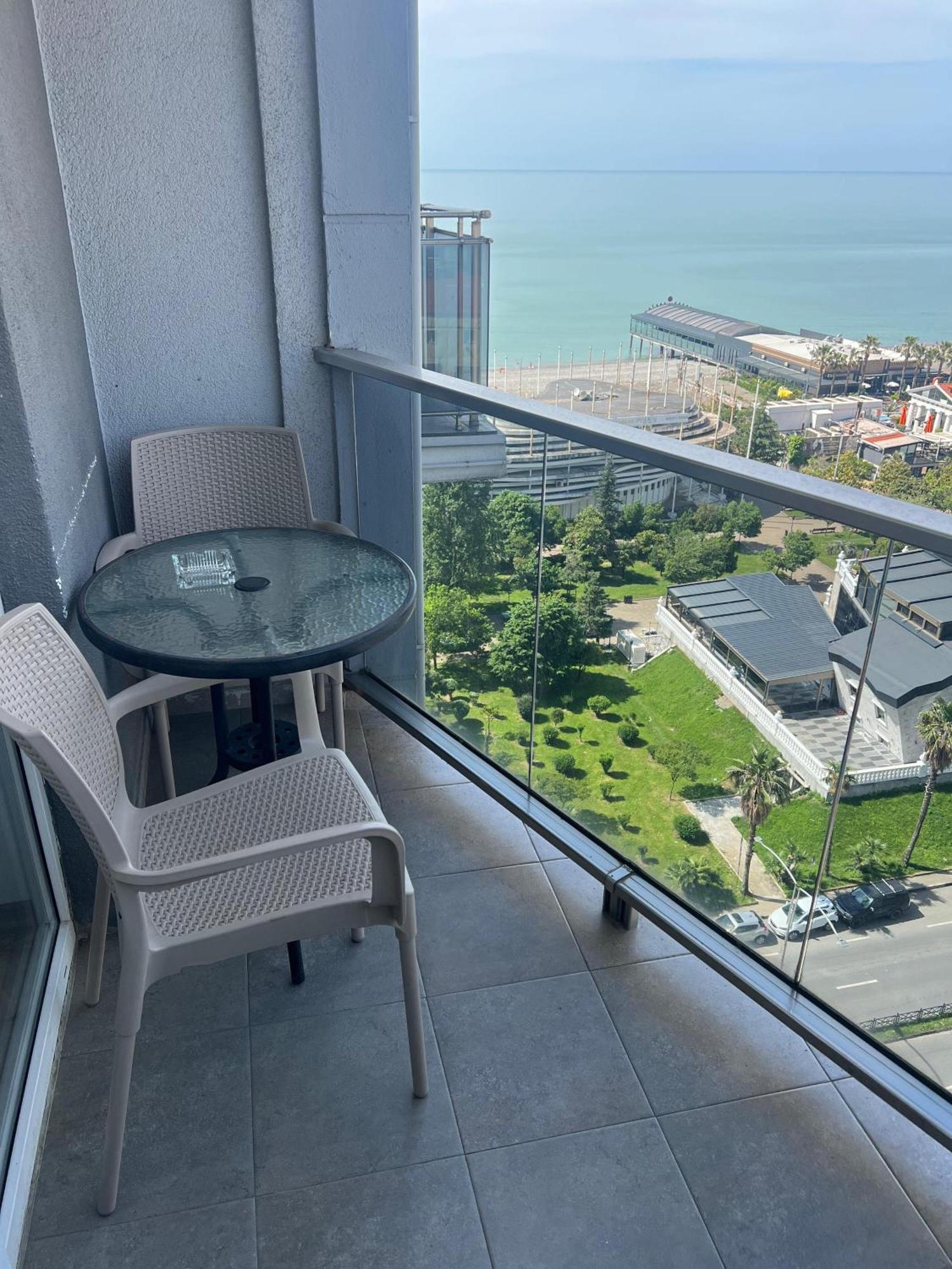 Seaview Panoramic Apartments Orbi Sea Towers Batumi باتومي المظهر الخارجي الصورة